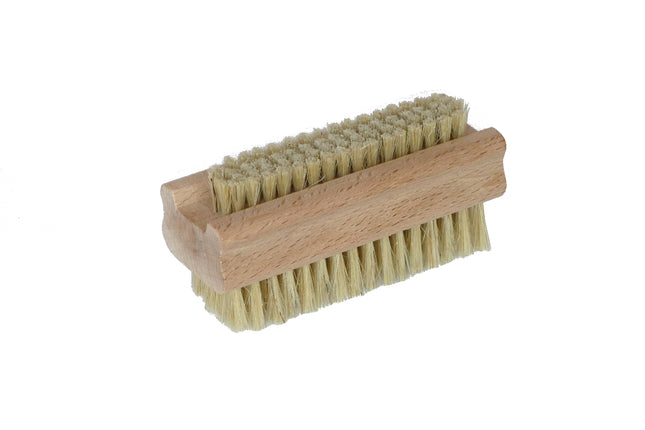 Hand- und Nagelbürste aus Holz mit Naturborsten, doppelseitig, vegan, plastikfrei, robust & nachhaltig - kaufen