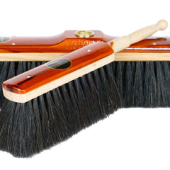 Haushaltsbesen, Stubenbesen, Zimmerbesen & Kehrs-Sets für den Innenbereich – gründlich kehren mit langlebigen Besen von Schütze