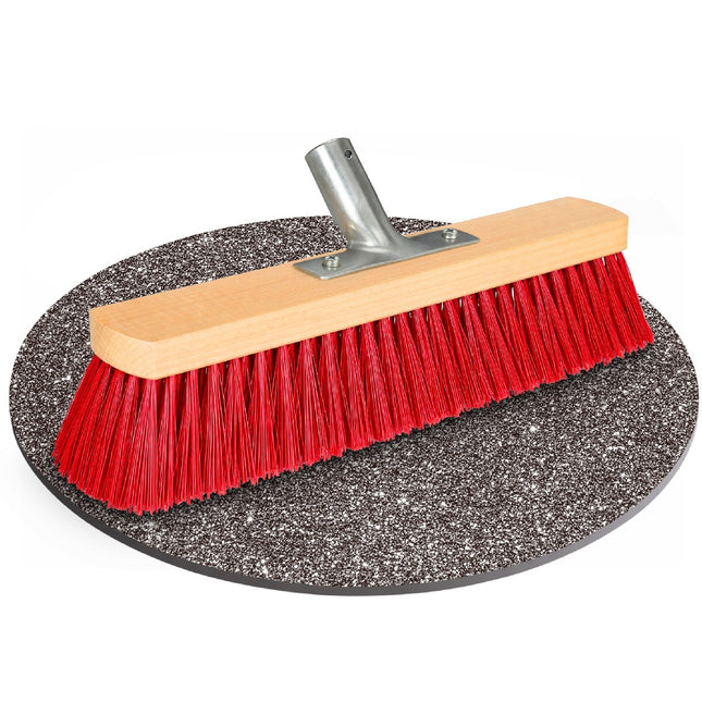 Straßenbesen 40 cm aus Buchenholz mit roten Elaston‑Borsten und Metallhalter Ø 24 mm für groben Schmutz auf Asphalt, Beton und Außenflächen