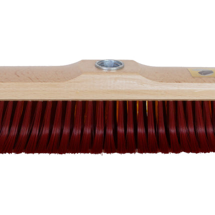 Buchenholz‑Krallenbesen mit gebogenen PVC‑Borsten – entfernt Haare, Staub & Tiefenschmutz aus Teppichen, Fugen, Treppen und Werkstattböden.