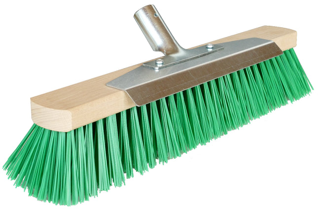 Winter‑Straßenbesen 40 cm mit Kratzblech – entfernt Schnee, Eis & Schmutz zuverlässig auf Gehwegen, Höfen und Außenflächen.