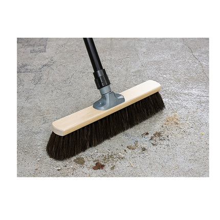 Industriebesen mit Arenga-Borsten & Universalhalter – robust, langlebig, ideal für Werkstatt & Betrieb