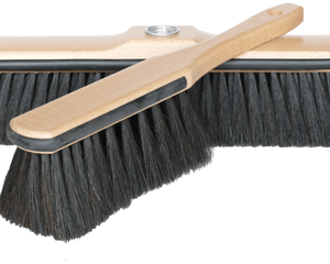Stubenbesen-Set aus Buchenholz mit Rosshaar & Kantenschutz – Besen 28 cm & Handfeger 30 cm