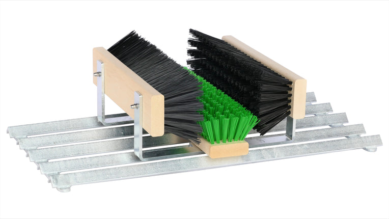 Fußabtreter mit Gitterrost & Reiniger-Bürsten – für Außenbereich & Eingangszone