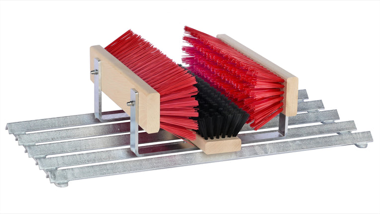 Schuhreiniger mit Gitterrost & Bürsten – für Außenbereich & Eingangsbereiche